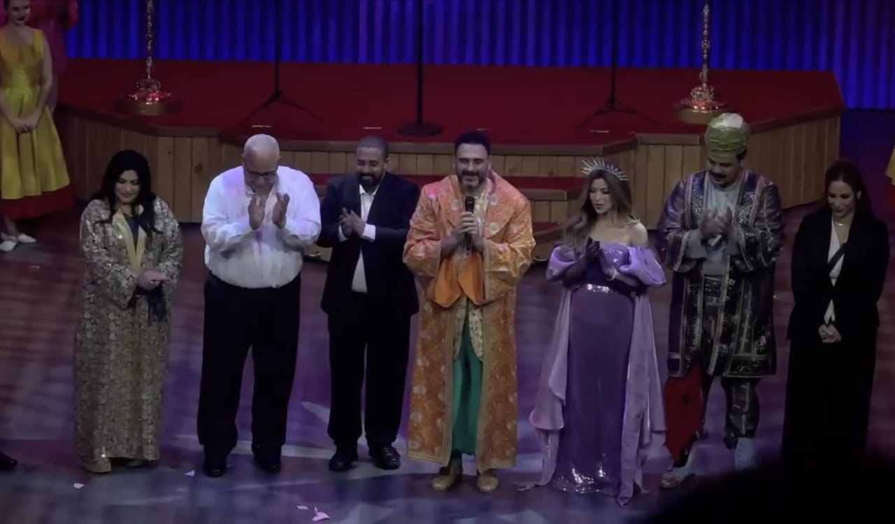 تركى آل الشيخ يشيد بمسرحية “ألف تيتة وتيتة” ويمد عرضها يوماً إضافياً بموسم الرياض