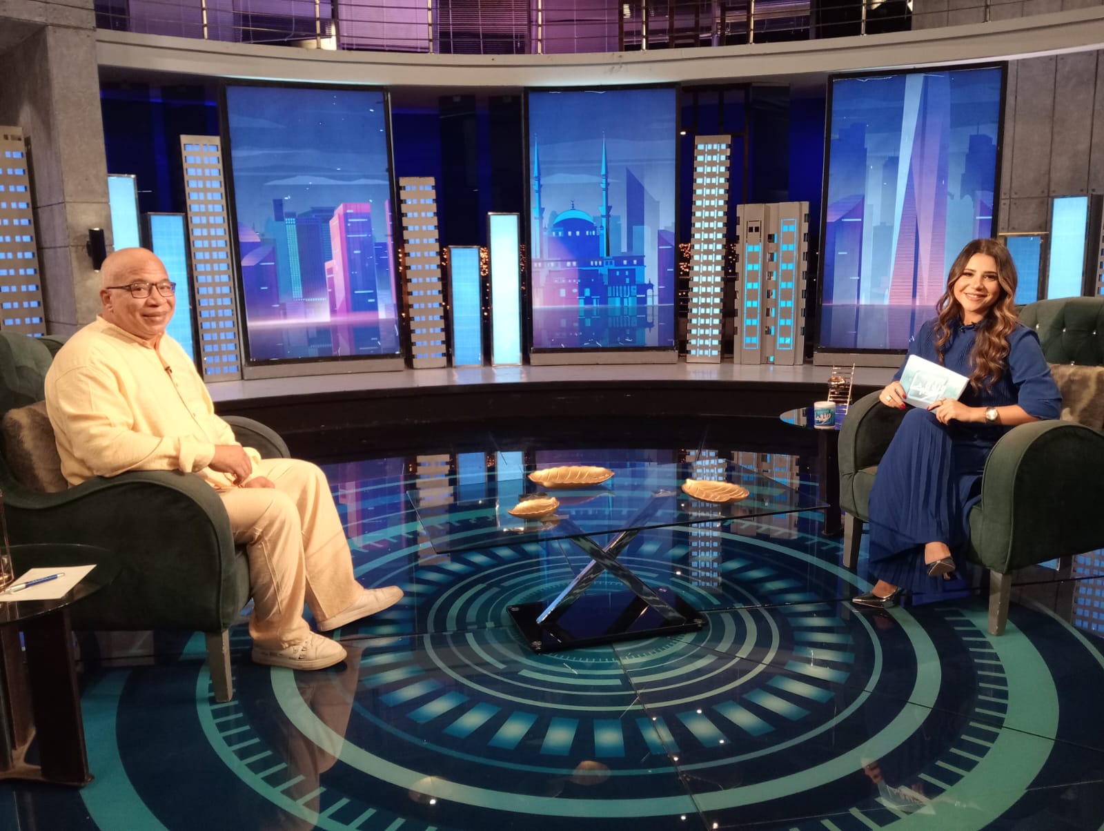 شريف دسوقي لبرنامج «ورقة بيضا» : والدي رفض دخولي الوسط الفني
