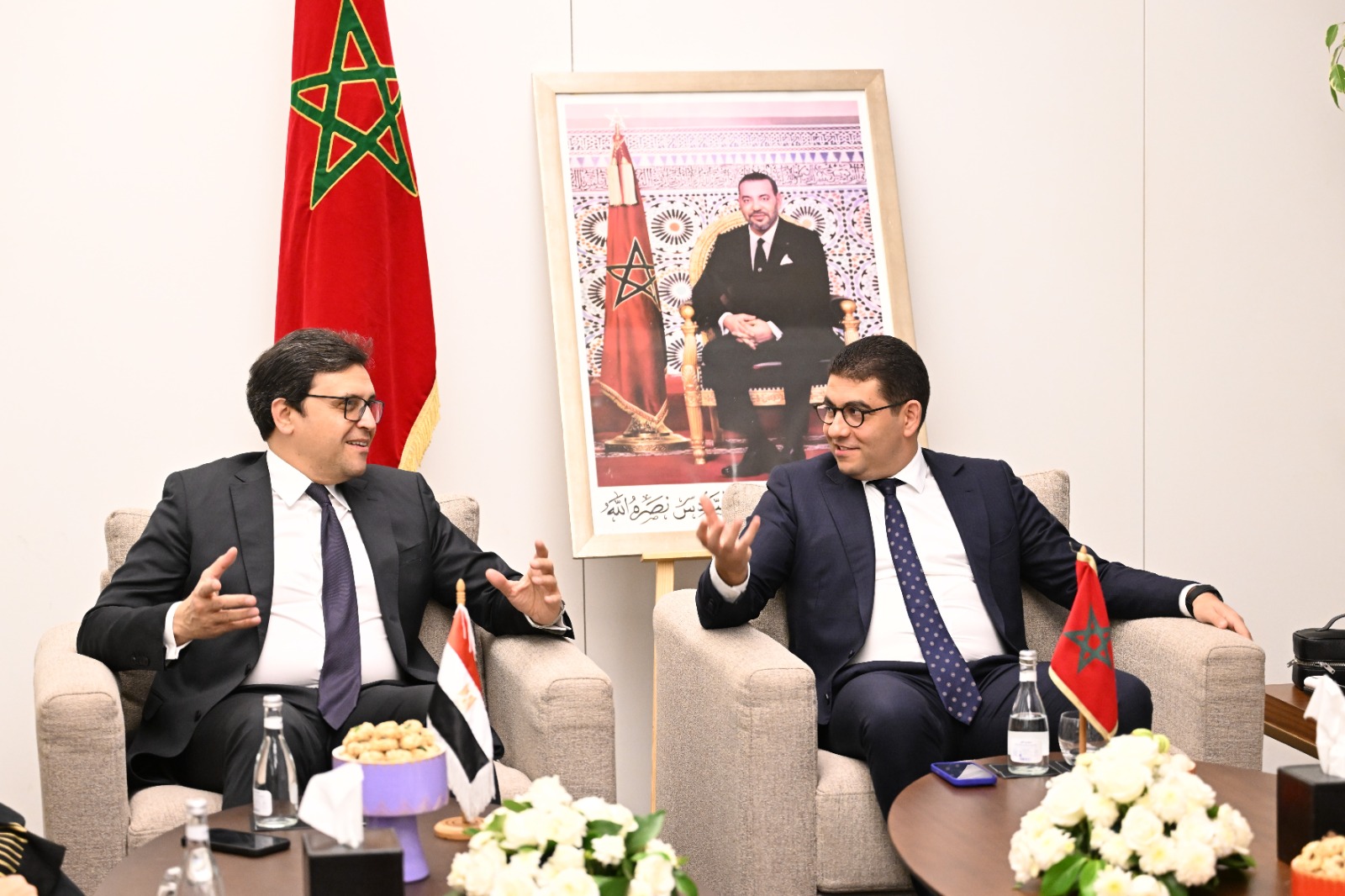 وزيرا الثقافة المصرى والمغربى يبحثان سبل تعزيز التعاون الثقافى بالرباط 