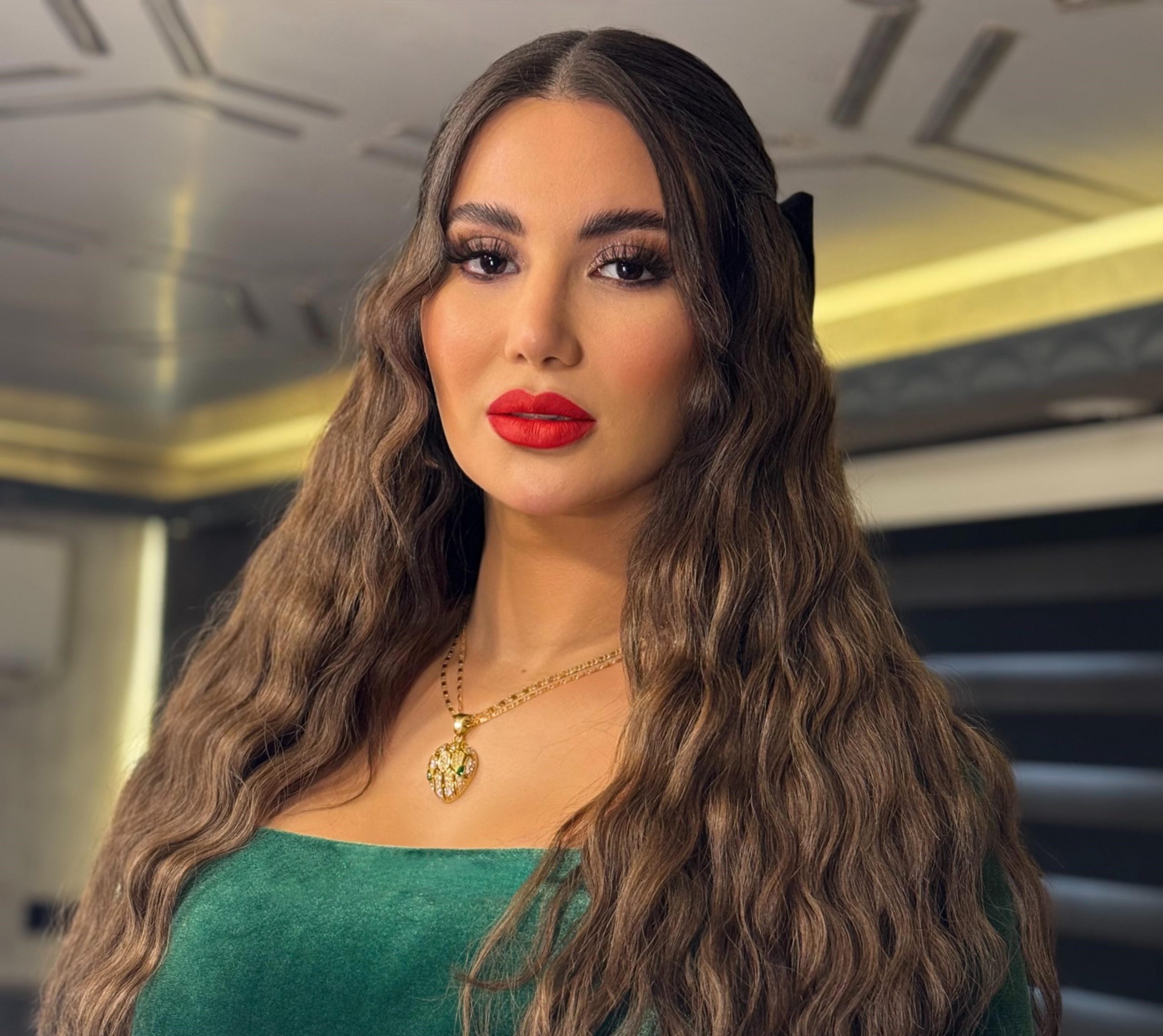 هدى الأتربى تكشف رسائل المعجبين بـ”دينا رفارف” فى “العتاولة”