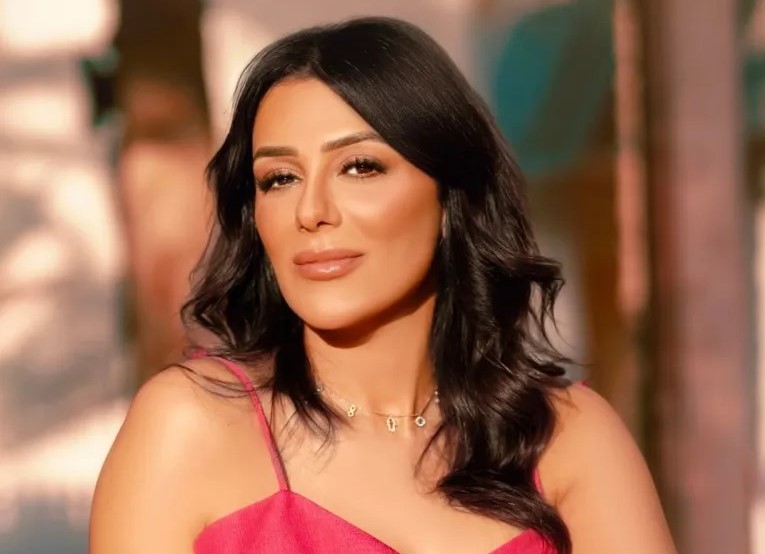إنجى المقدم.. سيدة شعبية لأول مرة في “سيد الناس” مع عمرو سعد