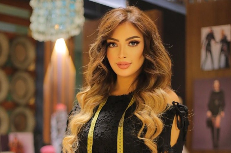 شيري عبد الحميد مصممة أزياء في«طريق البداية» ورسامة مع «بنات همام»