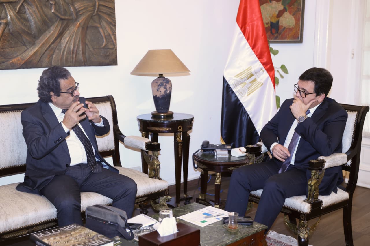وزير الثقافة يناقش استعدادات معرض «القاهرة للكتاب 57» مع رئيس اتحاد الناشرين