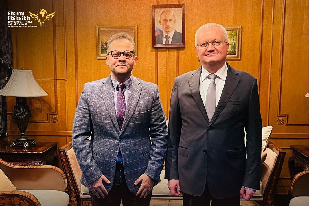 مازن تعاون مسرحى مصرى روسى في لقاء الغرباوى بالسفير الروسى