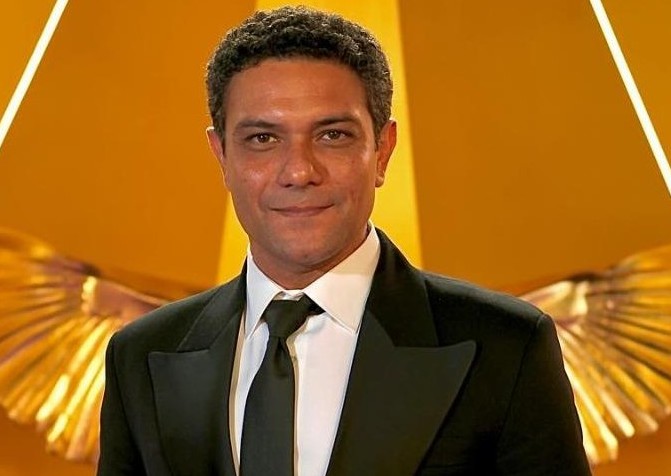 آسر ياسين بين الكوميديا الجريئة والدراما التاريخية: «برجاء ربط الأحزمة» و«فرقة الموت»