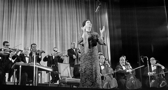 من أم كلثوم إلى ذاكرة السينما المصرية.. حكايات الفن بعدسة المصورين في أسبوع الجونة للصورة